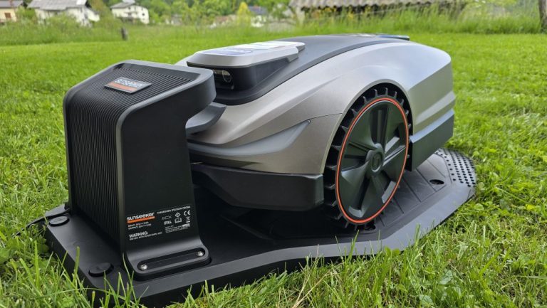 Sunseeker robottiruohonleikkuri